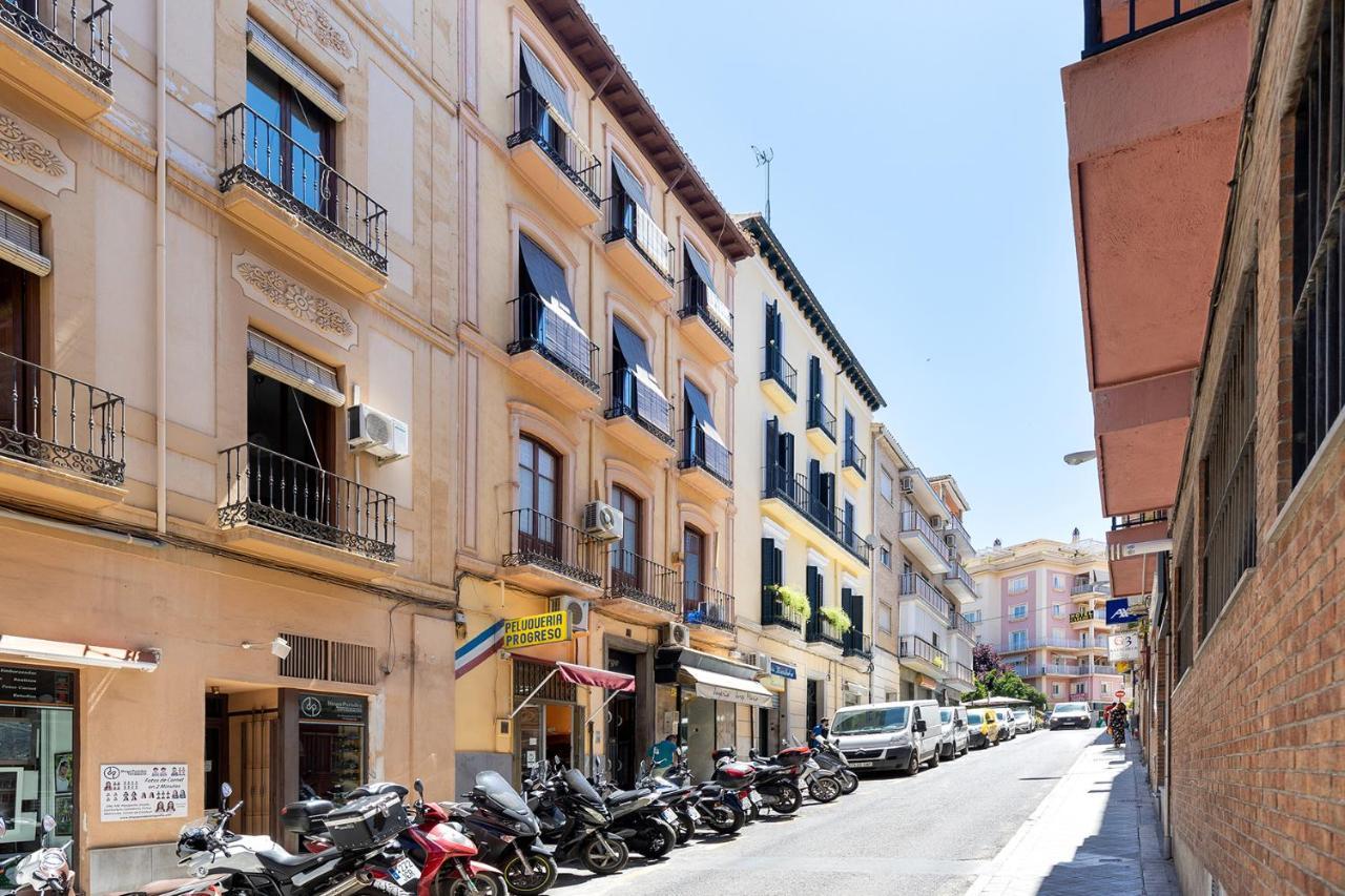 Apartamentos Progreso Granada Kültér fotó